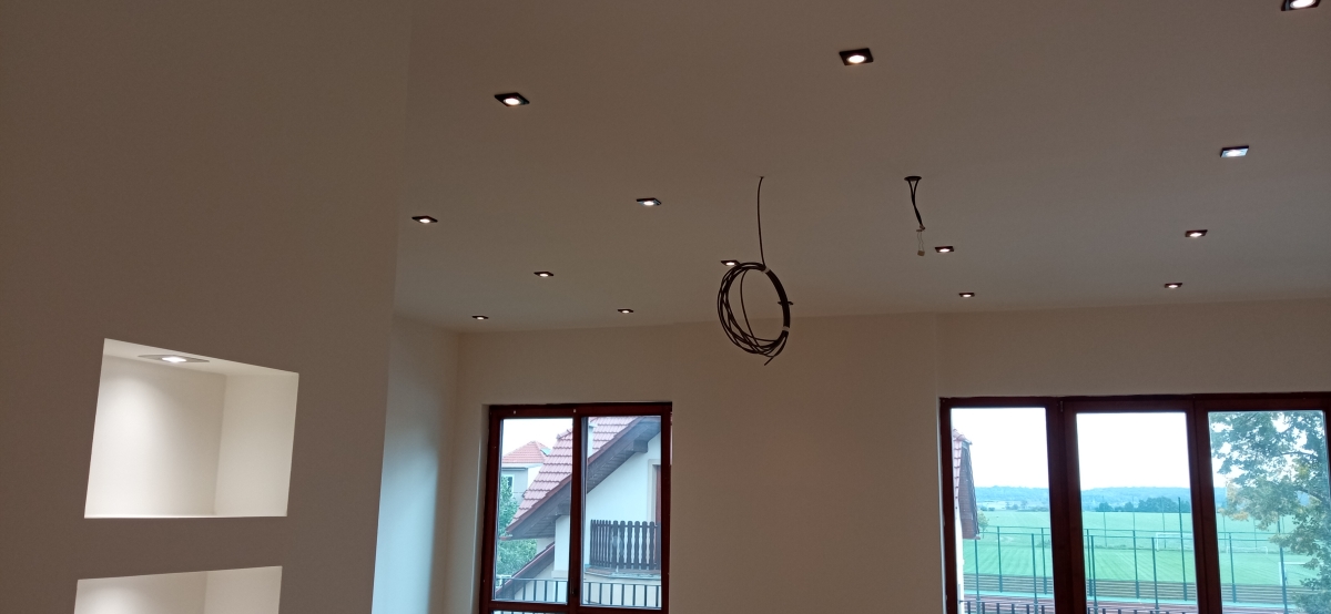 sádrokartonové podhledy